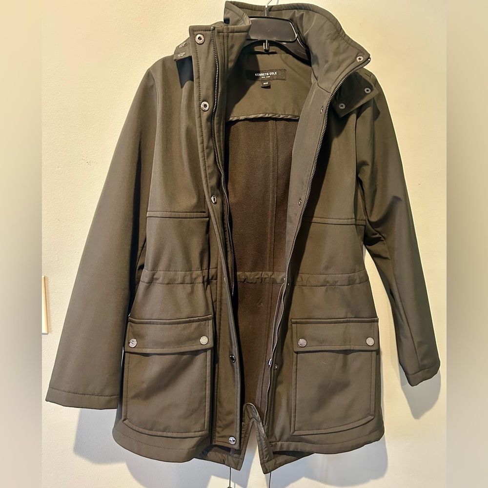 Kenneth Cole Women's Soft Shell Hooded Anorak in Olive Size Medium
